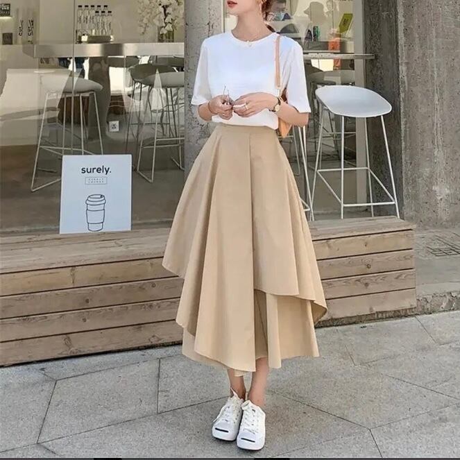 変形フレアパンツ