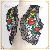 フォークダンス 衣装 ベスト ブラック系 花 刺繍 カラフル ハンガリー製 レース 華やか 黒 緑 赤 黄 青 かわいい ダンス衣装 イベント 練習 レッスン おしゃれ チロリアン グリーン系 レッド系 イエロー系 ブルー系 ピンク系 オレンジ系