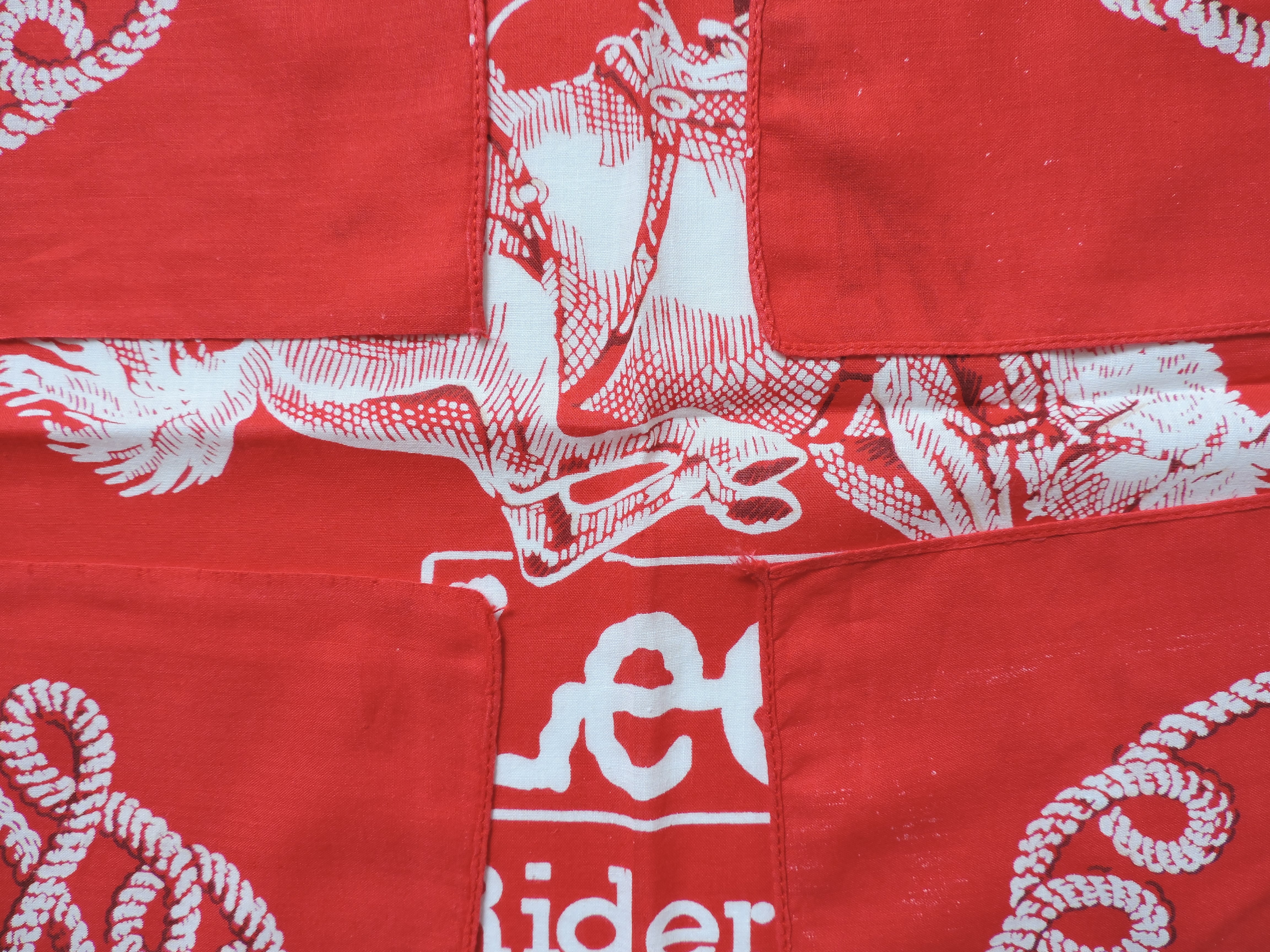 t*2様 【新品・レア】Lee ヴィンテージバンダナ レッド Lee】 1980～90s ウエスタン ヴィンテージバンダナ レッド | Pay ID