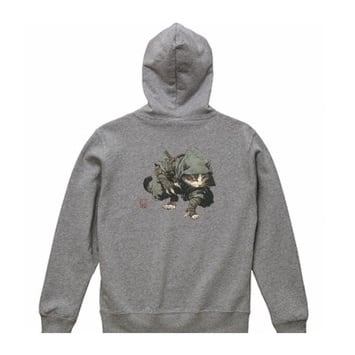 「忍び猫 ― 路地裏に舞う静けさ」プルオーバーパーカー/"Shinobi Neko - Tranquility Dancing in the Back Alleys" Pullover Hoodie