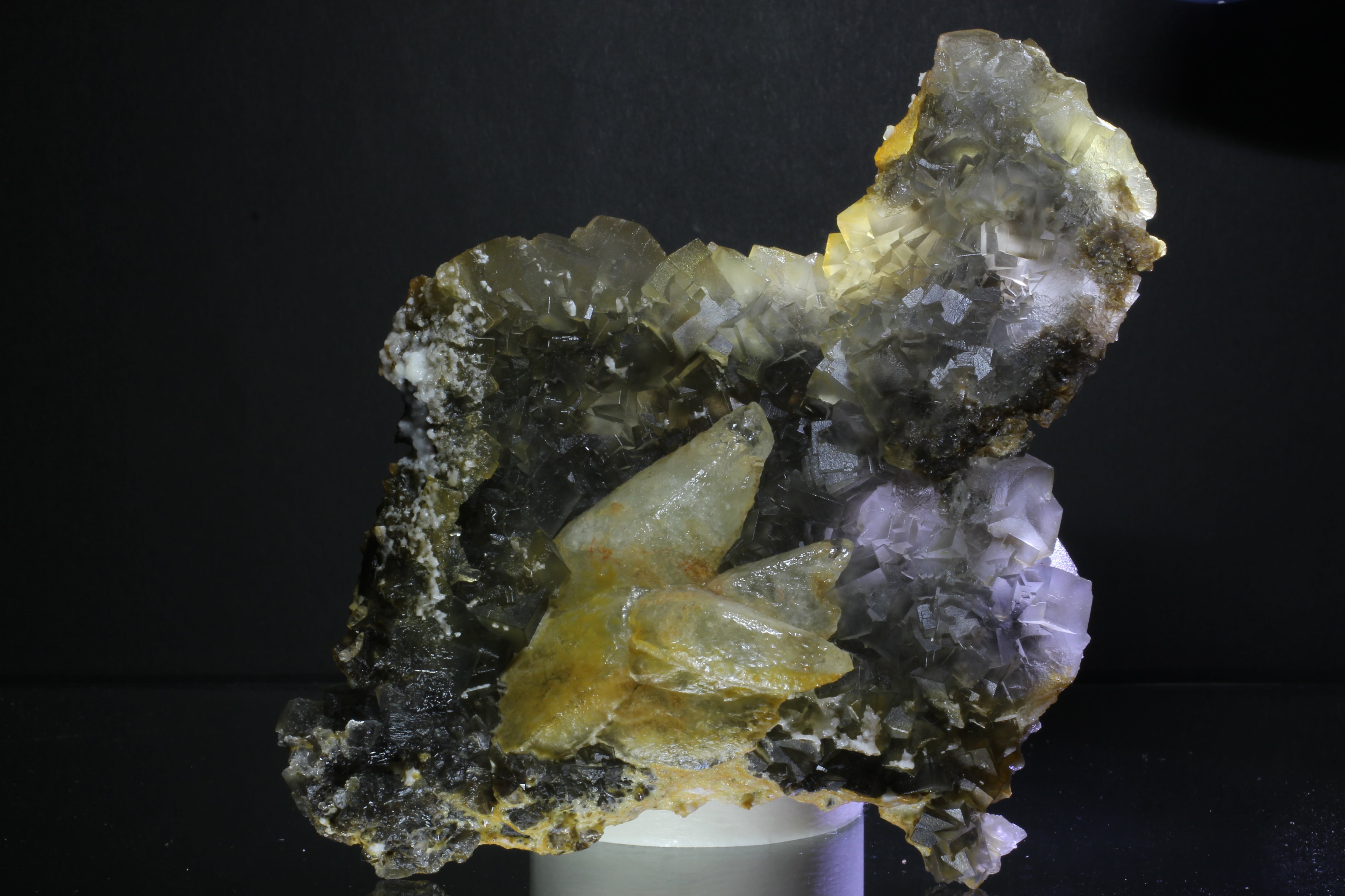 輝安鉱 スティブナイト 美しい繊細な結晶 中国産 鉱物標本 No10