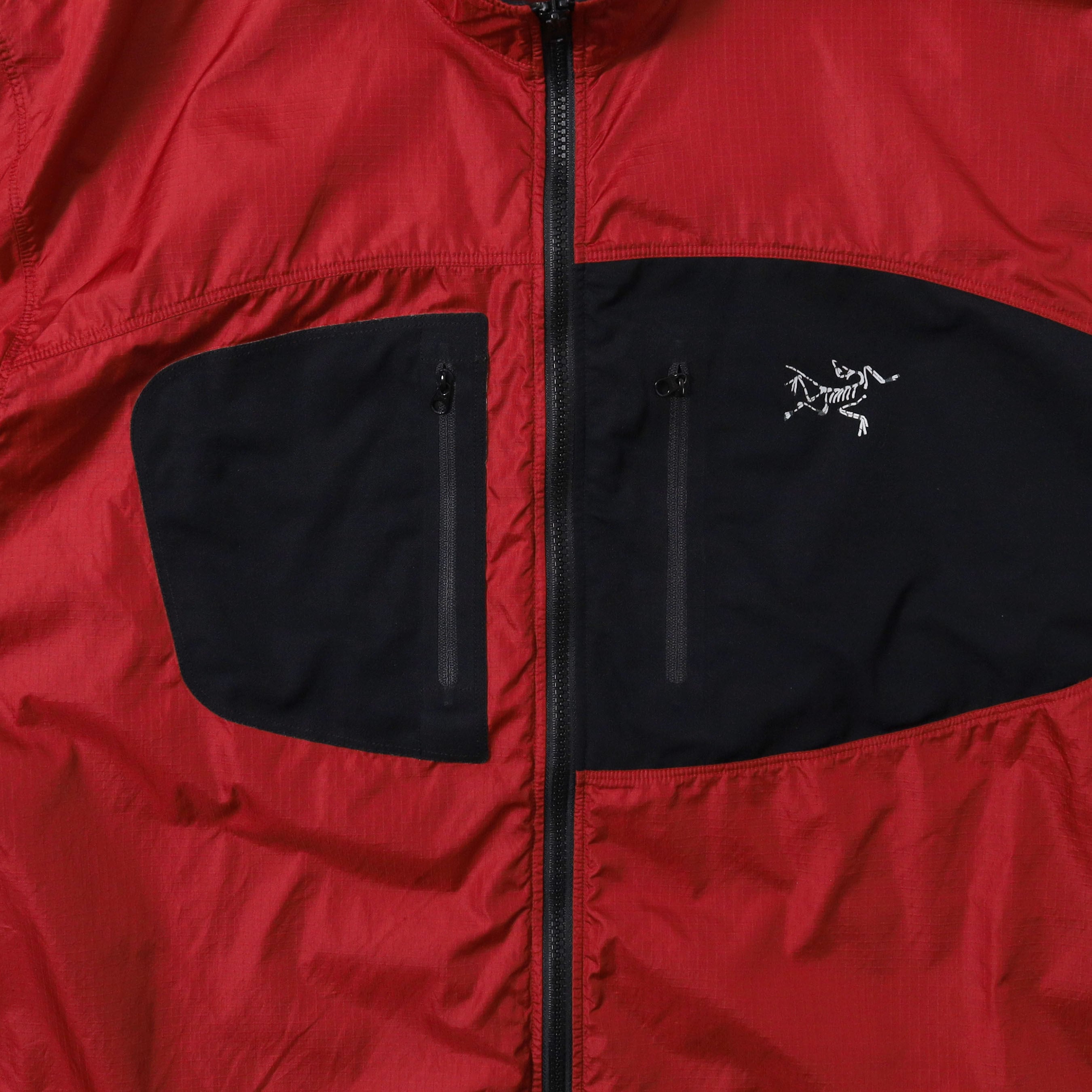 2002 ARC'TERYX TAU Light Jacket | noverlap 2002 ARC'TERYX TAU Light Jacket | noverlap