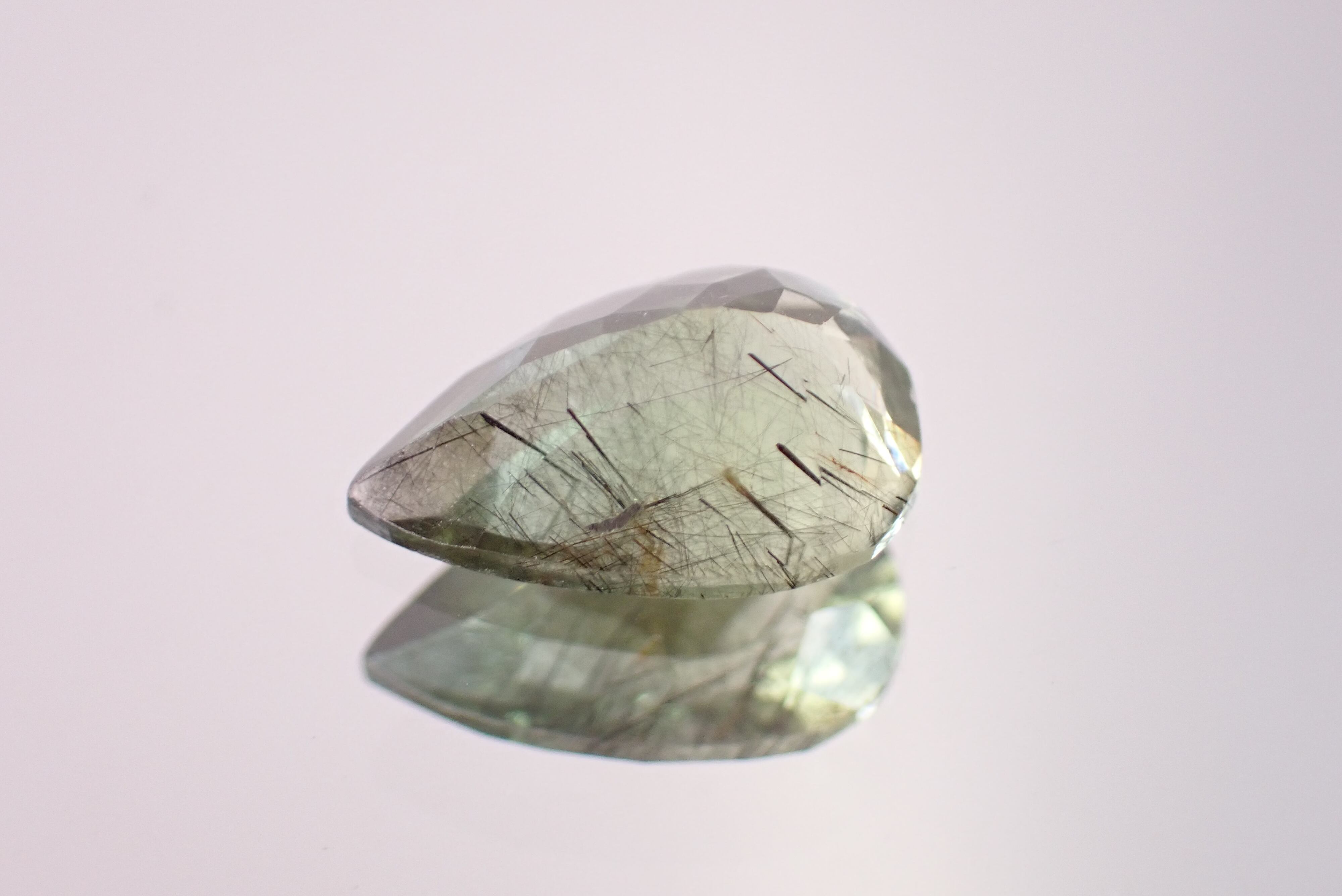 ルドウィジャイトインペリドット 1.94ct [D2-516] | differencee