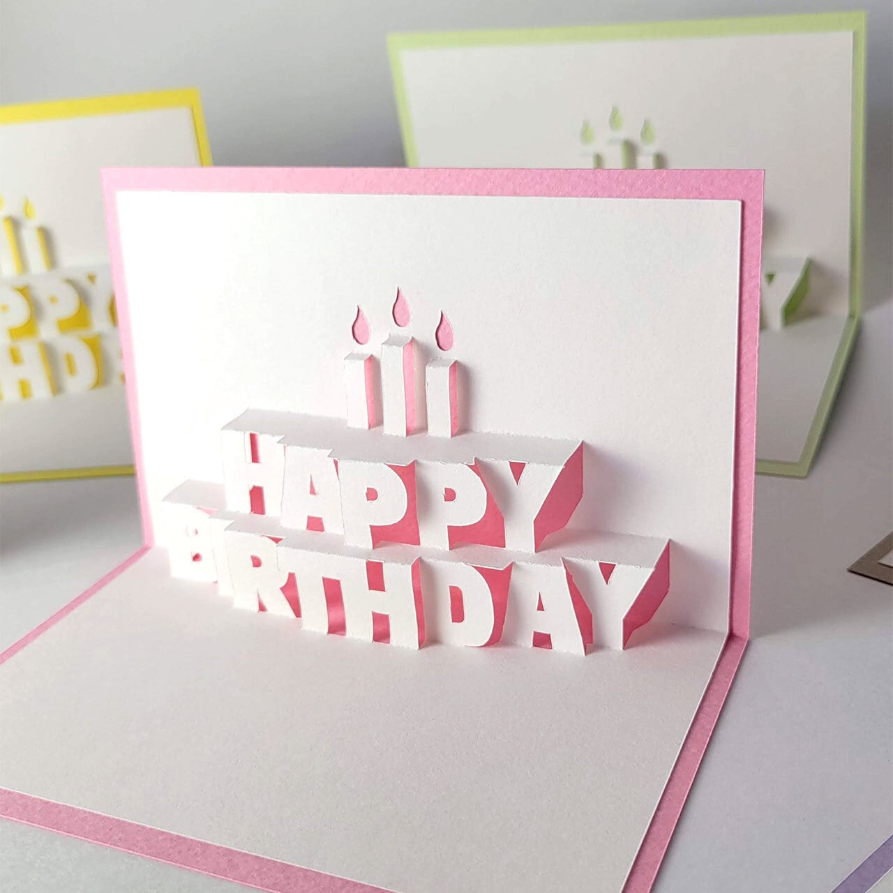 HAPPY BIRTHDAY CRAFTS（ハピバクラフト）〜誕生日の飾り付けや手作り