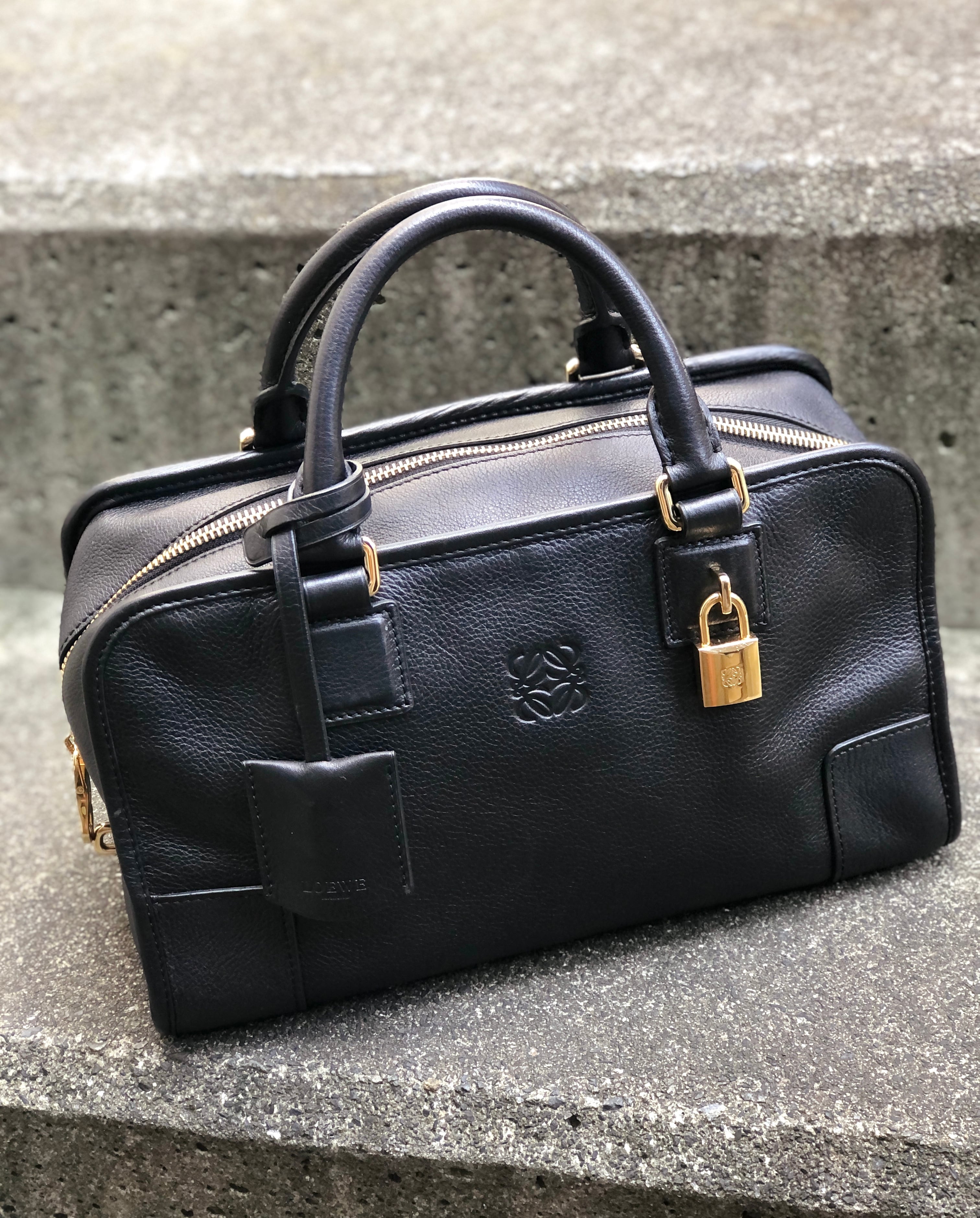 LOEWE ロエベ アマソナ 28 アナグラム型押し カデナ エンボスレザー