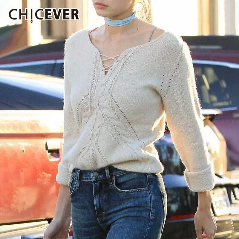 CHICEVERジャンパーセーター女性Vネック包帯弓長袖ルーズホローアウトセーター服秋 ロング リボン オータム 秋物 6base519648240620