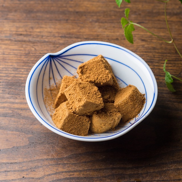 youmyaku 4.5鉢（向付け・小鉢・取り皿）／眞窯