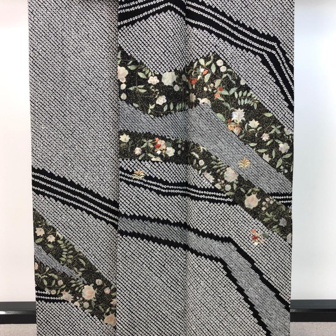 訪問着 総絞り 刺繍 花柄模様 蝶々 金彩 黒色 K-4735