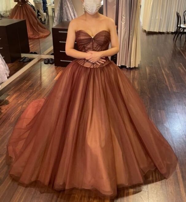 憧れのドレス カラードレス コーヒーの色 ソフトチュール ベアトップ  