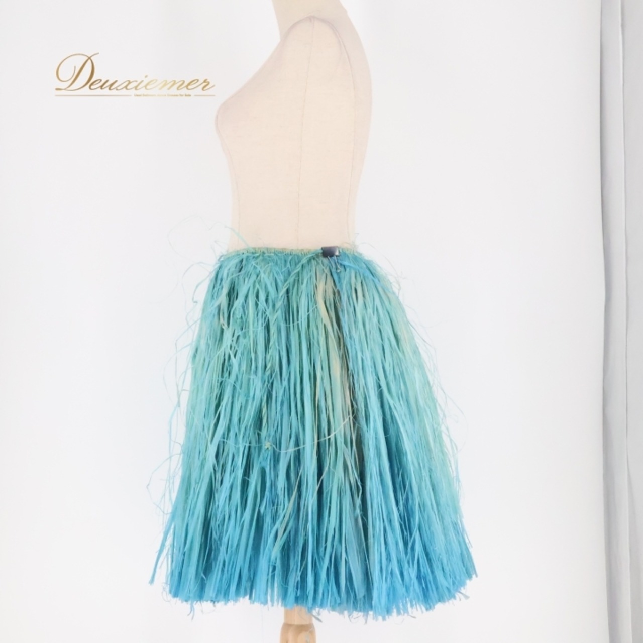 フラダンス 衣装 モレ グリーン系 腰みの ショート丈 スカート タヒチアン 紐 モレスカート 華やか 鮮やか 明るい かわいい 緑 青緑 青 ハワイアン アロハ ハワイアンプリント フラ ダンス レッスン 練習 イベント衣装 トロピカル フラダンスレッスン