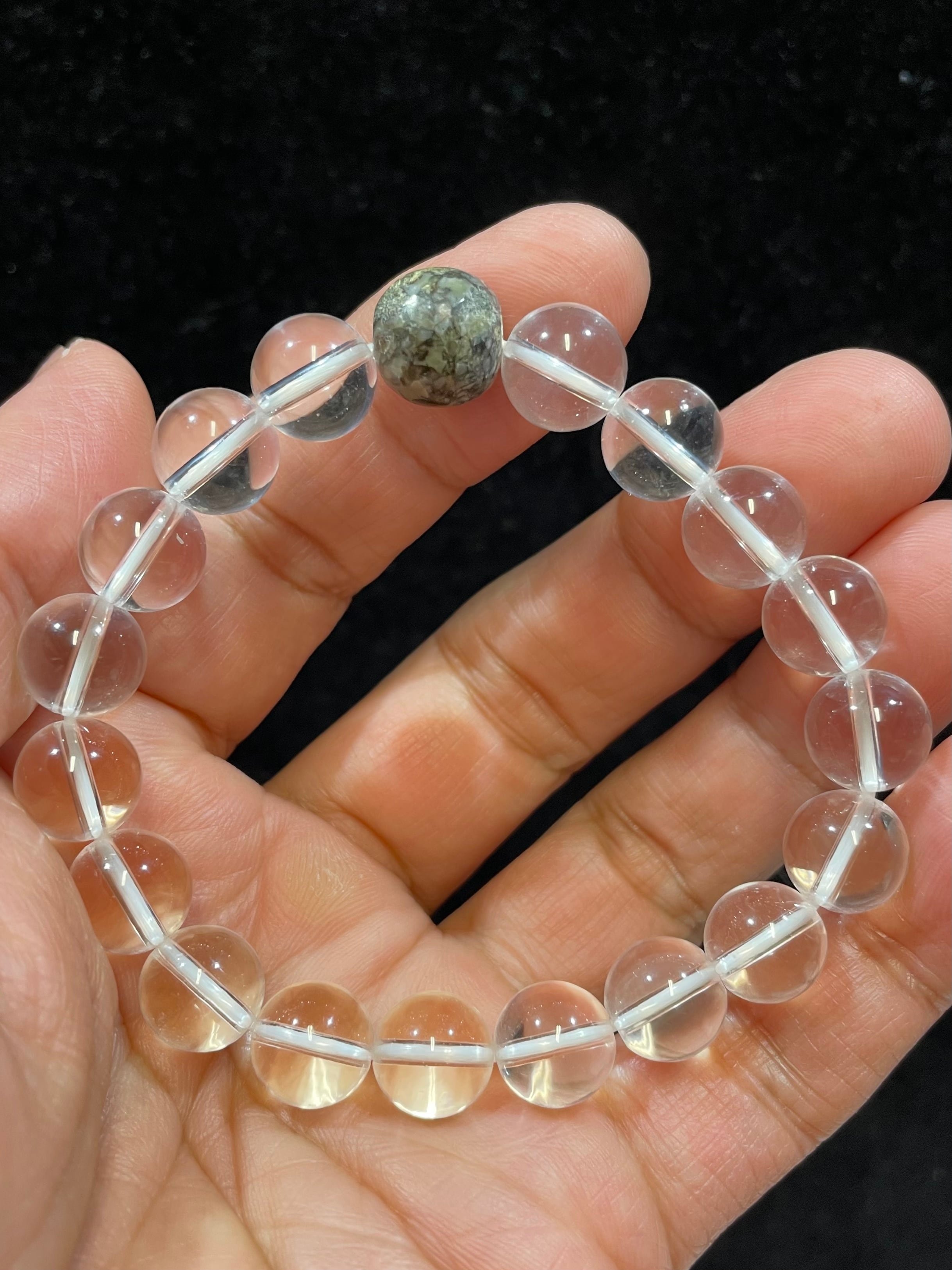 この困難な時を乗り越える　水晶クラスター　原石好き　天然石ブレスレットの浄化にぜひ　パワーストーン　　No.3 この困難な時を乗り越える 水晶クラスター 原石好き 天然石