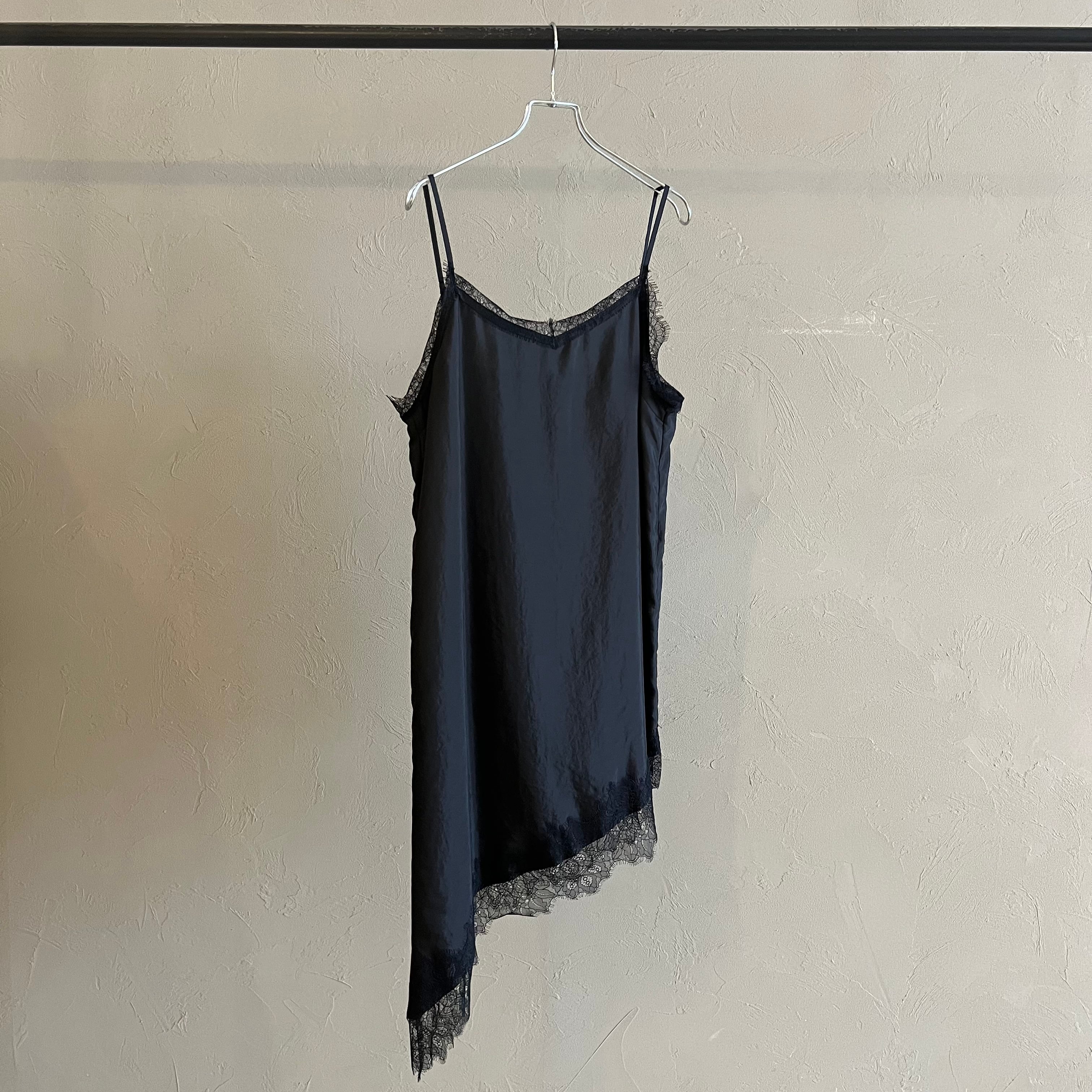 akiko.f__様専用ページ:【 CLOCHE 】 レースキャミチュニック ブラックなど2点