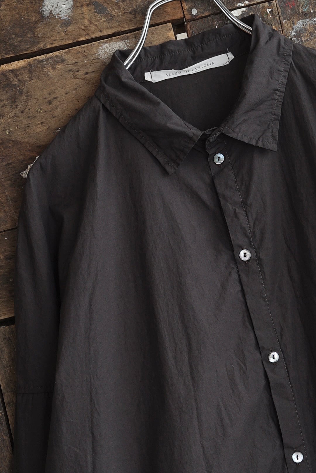 ALBUM DI FAMIGLIA - COLLAR SHIRT TC / BROWN | Brownie