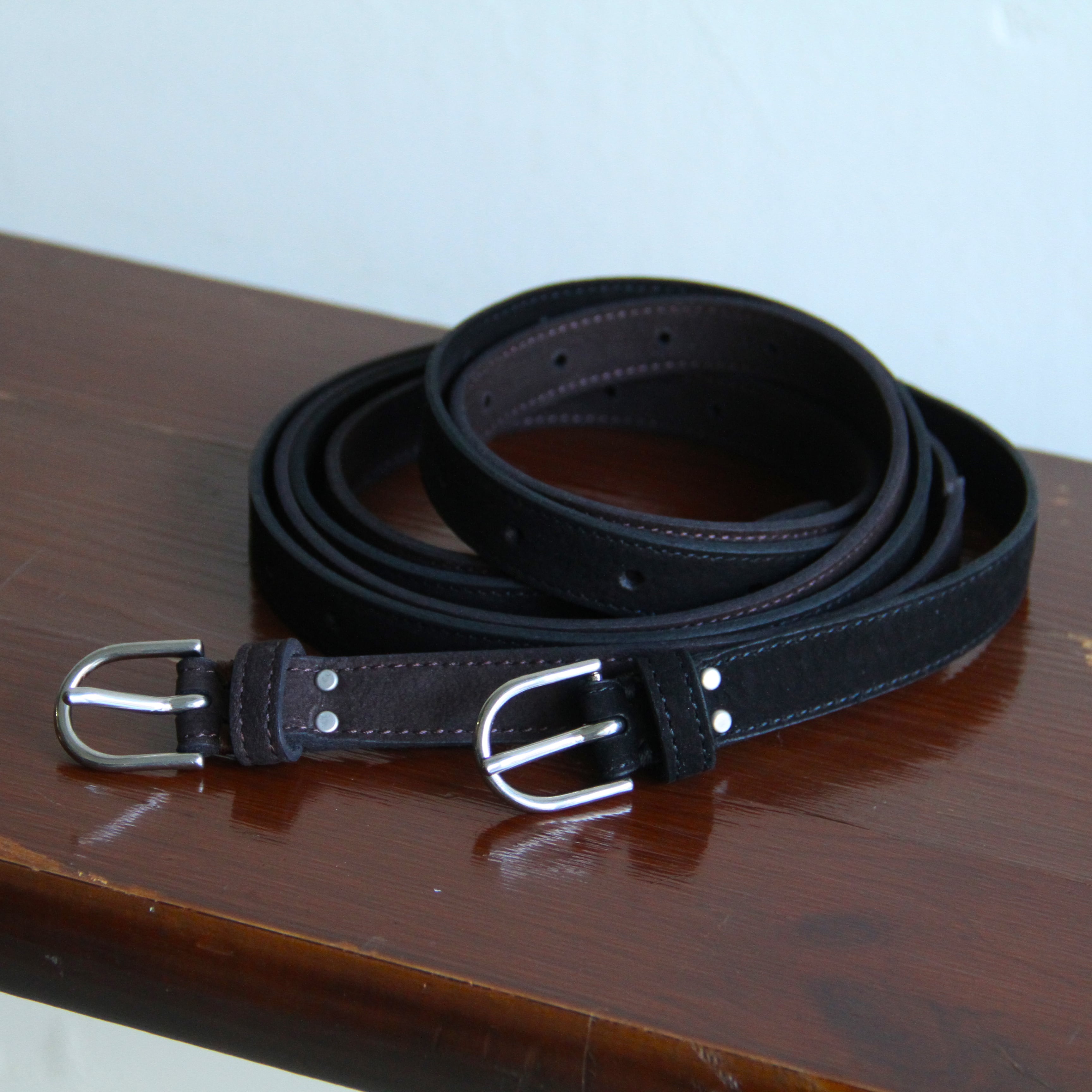 STILL BY HAND Nubuck leather belt