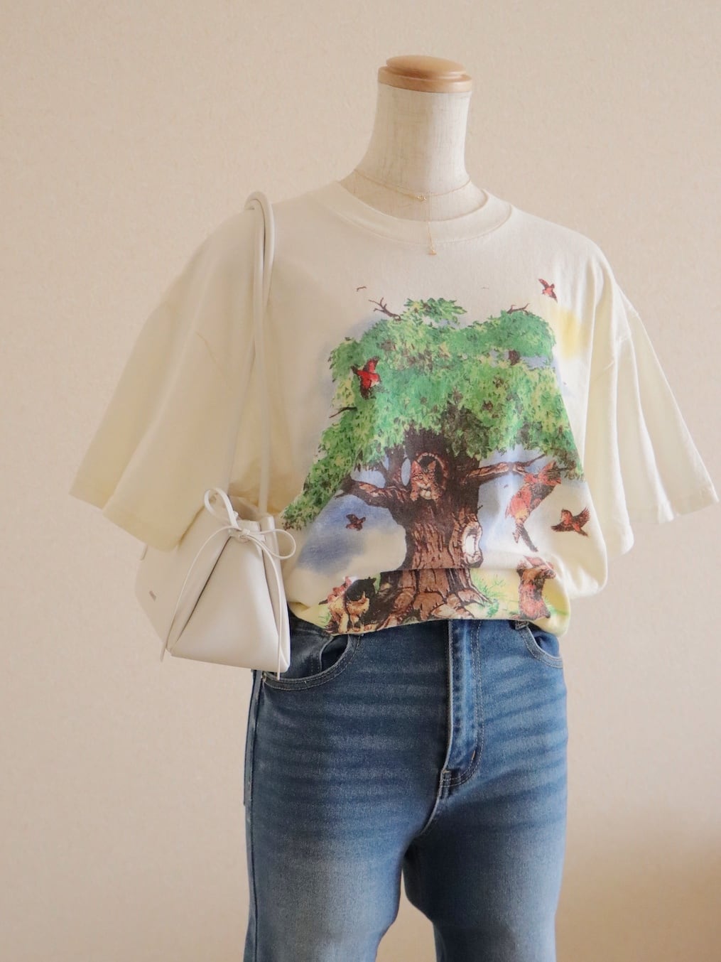 ●90s kitten & tree & bird watercolor design print T shirt