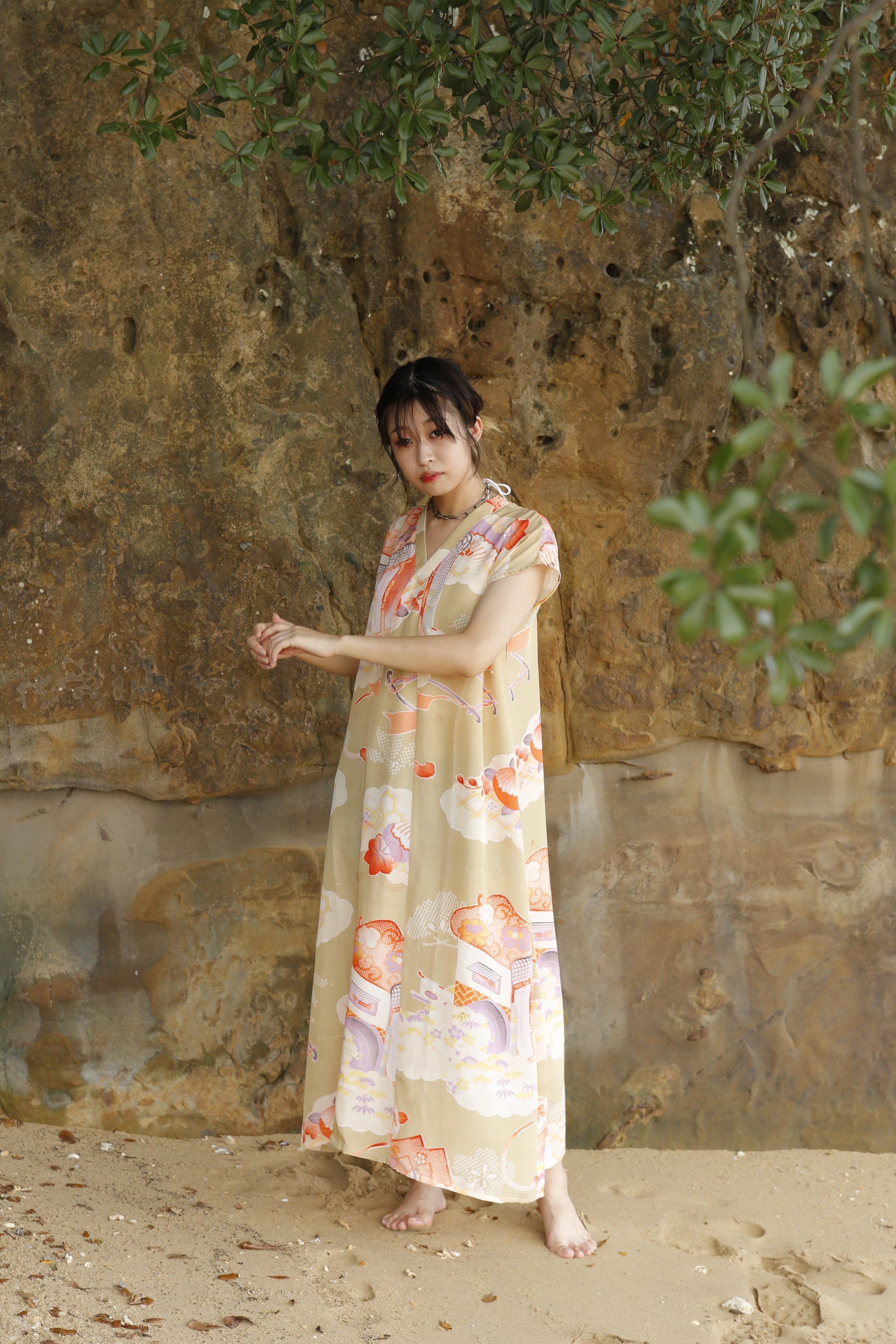 izhaori 着物リメイク ギャザーワンピース ドットに見える模様が