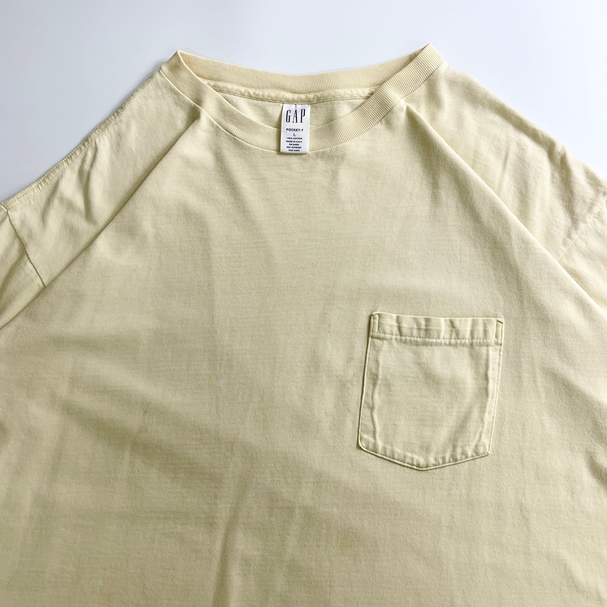 00s GAP Pocket Tee Cream