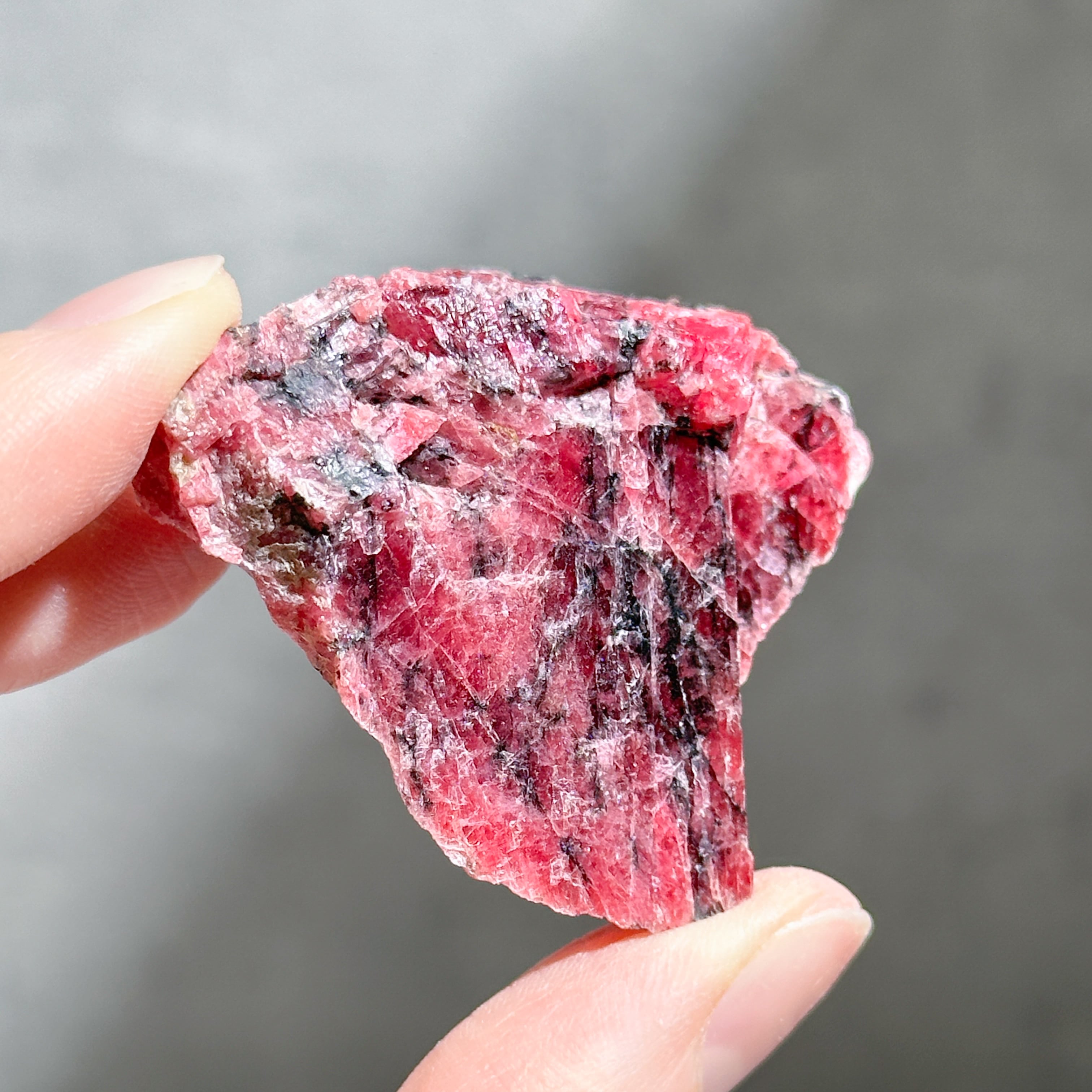 高品質◎ ロードナイト 原石33◇Rhodonite◇パワーストーン・天然石