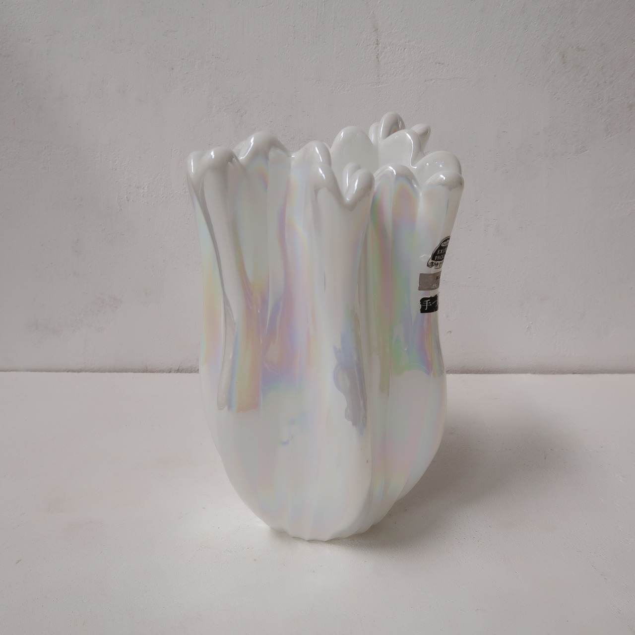 白いオーロラの花瓶7