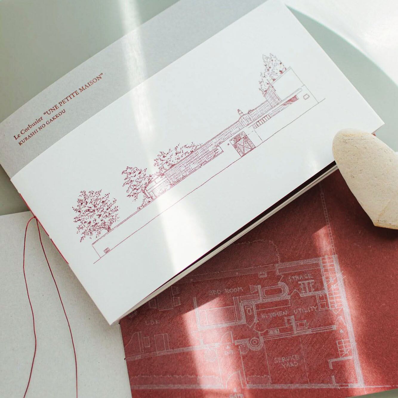 UNE PETITE MAISON｜ ZINE | くらしの学校 ONLINE STORE