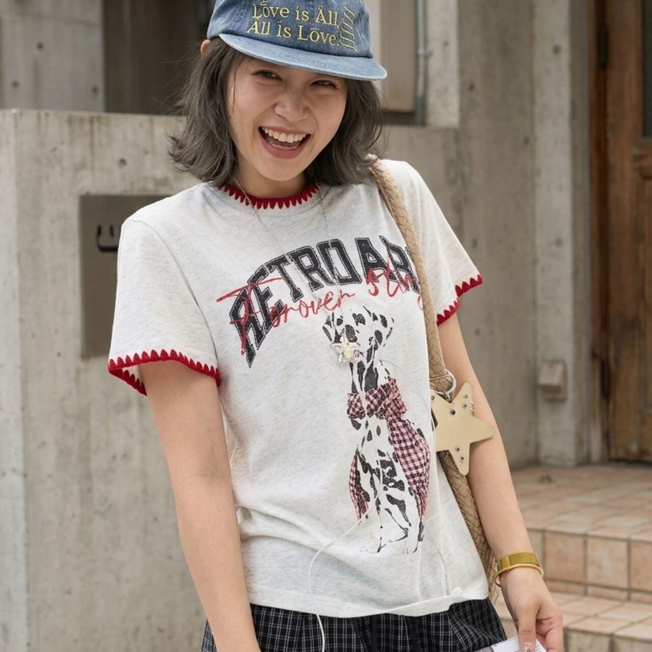 ドッググラフィックカラーステッチTシャツ 1col R02297