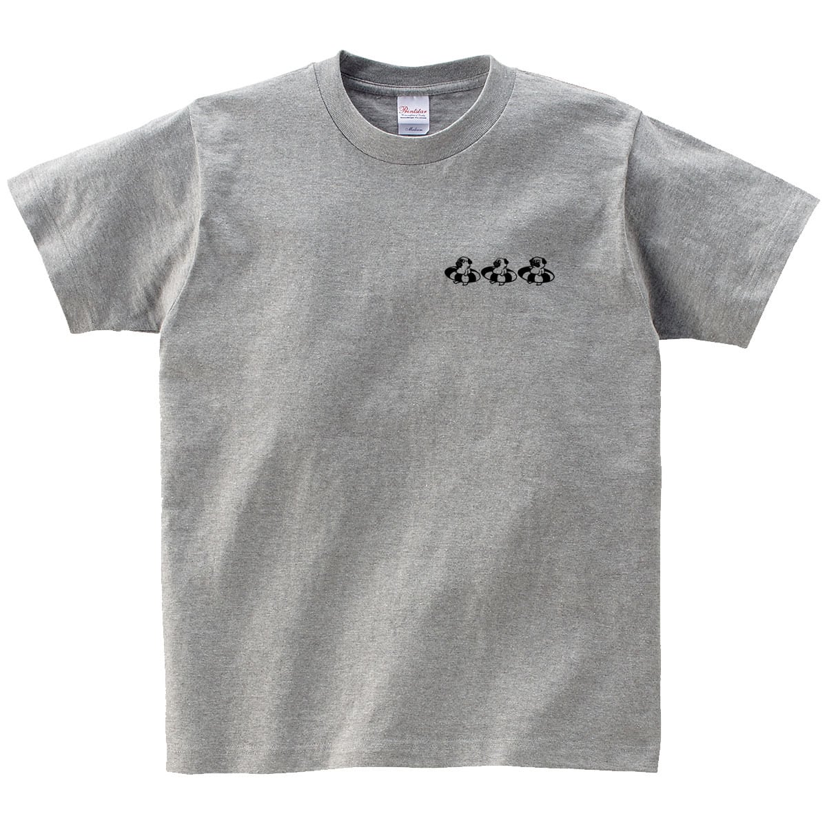 三つ子のパグ 海水浴 Tシャツ dog86 海 夏休み 犬 ブヒ ゆるい 手描きイラスト パグ 犬好き 犬服