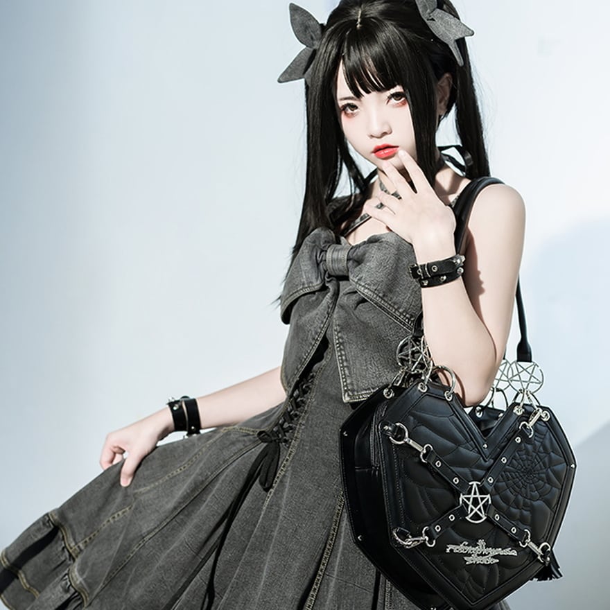 SALE☠﻿ KILLSTAR 五芒星 ショルダーバッグ 地雷 y2k ショルダーバッグ ハート 五芒星 メタルギア 闇かわいい 系｜天使と