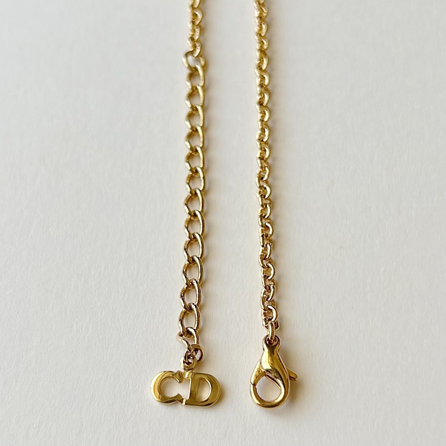 N5617】Christian Dior D logo rhinestone necklace N5617】Christian Dior D logo rhinestone necklace