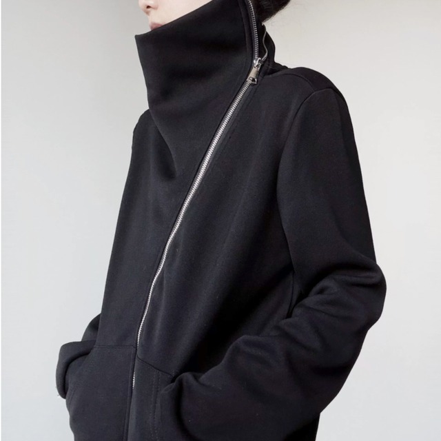 Striped high neck zip knit C1639