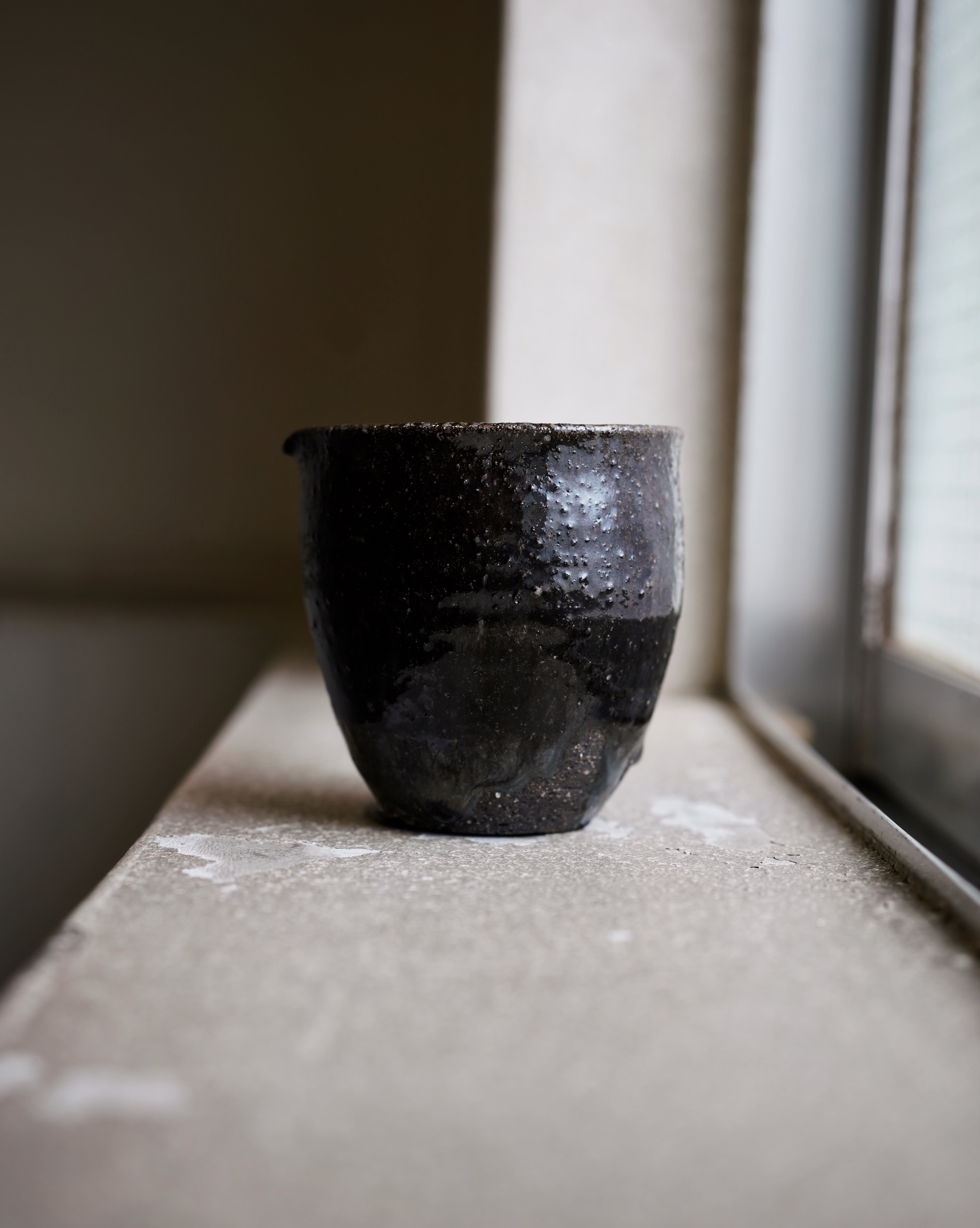 飛騨鉄釉片口 / 市川恵大