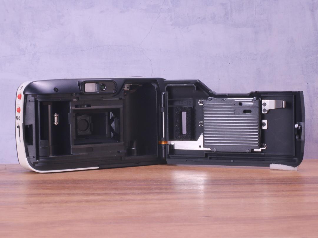 Canon Autoboy F パンダカラー | Totte Me Camera