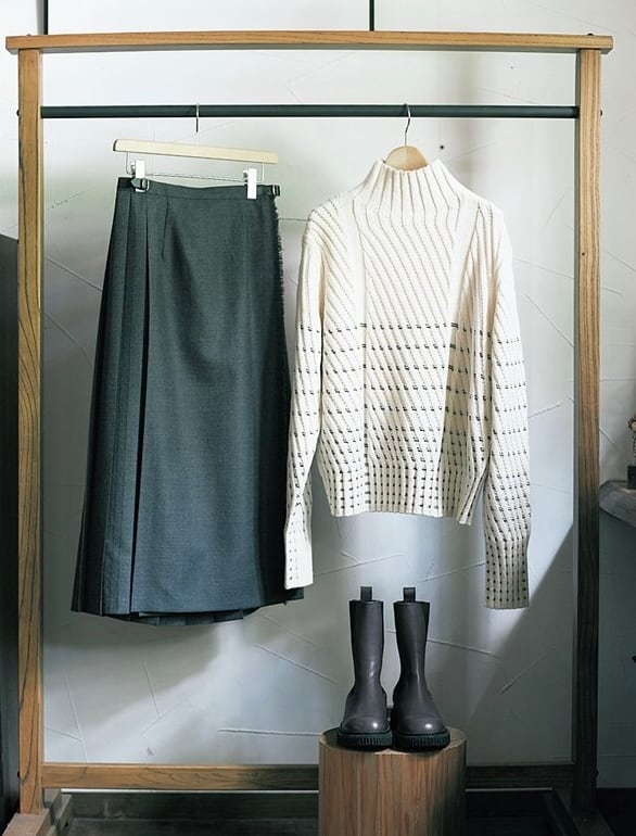 ONICA │ Airy Cotton Turtleneck Jumper (2colors)