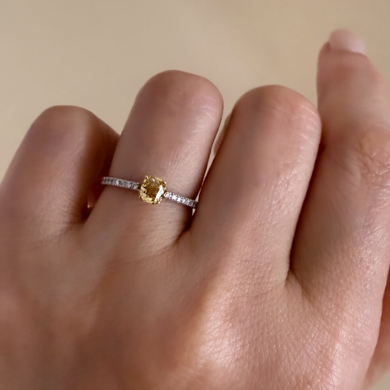 ファンシー ディープイエロー ダイヤモンドリング 0.503ct プラチナ