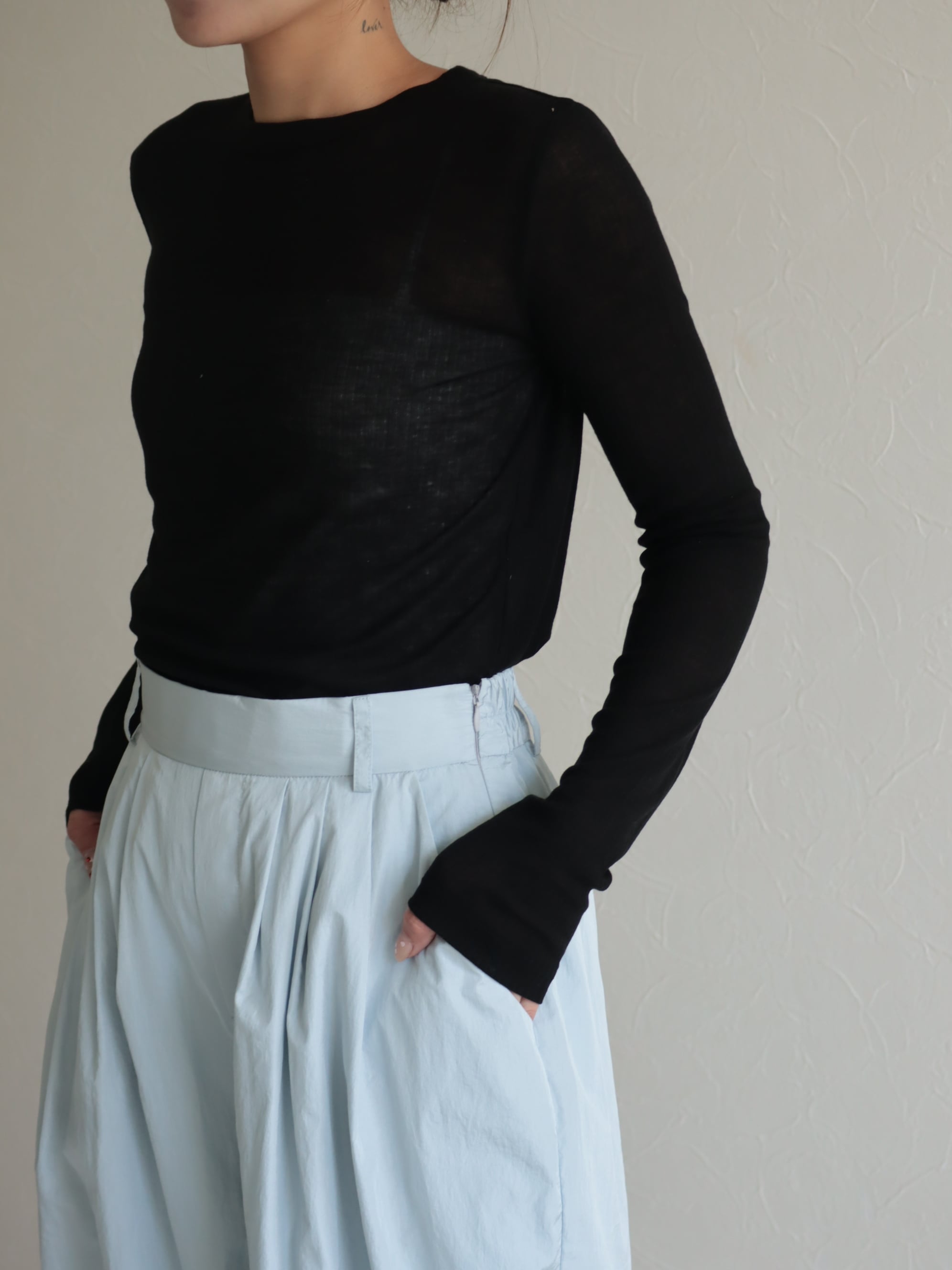 SALE | e L L a