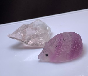 オーダー品・ピンクフローライトハリネズミ付