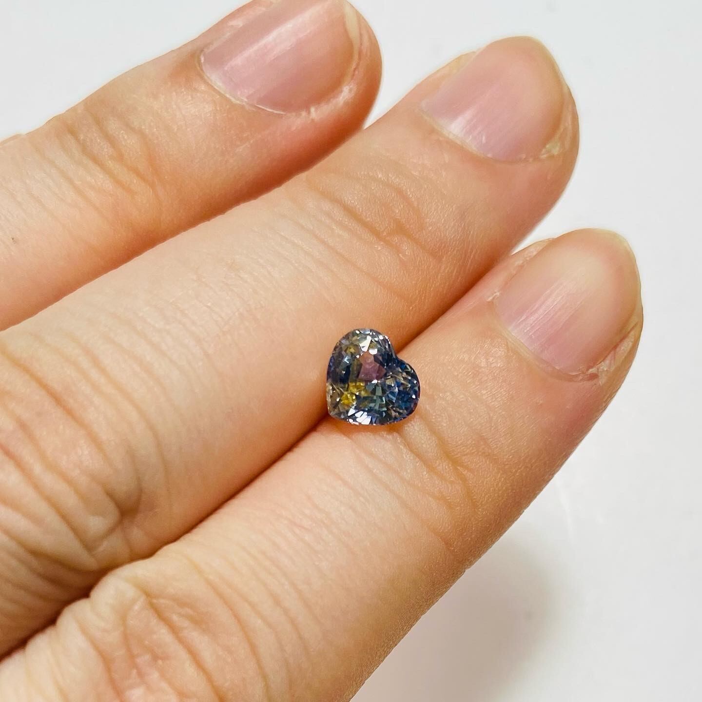 love and peace サファイア