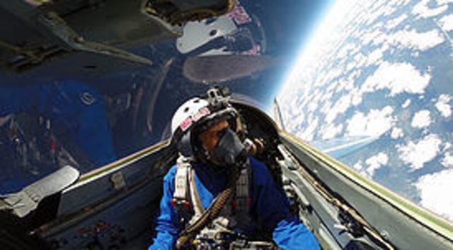 ASTRAX宇宙飛行士訓練体験（ジェット戦闘機成層圏飛行：ロシア）