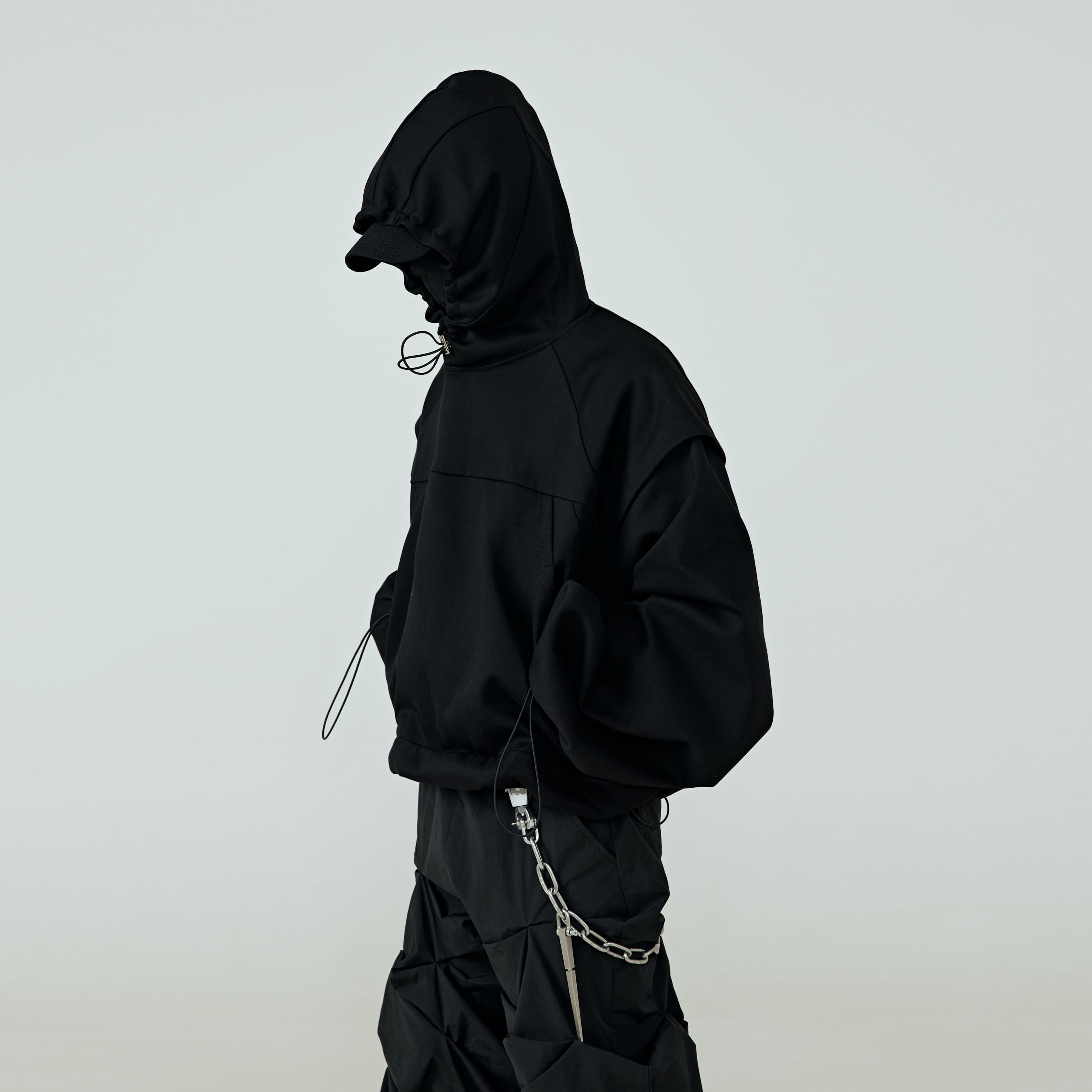 Drawcord black hoodie 0016