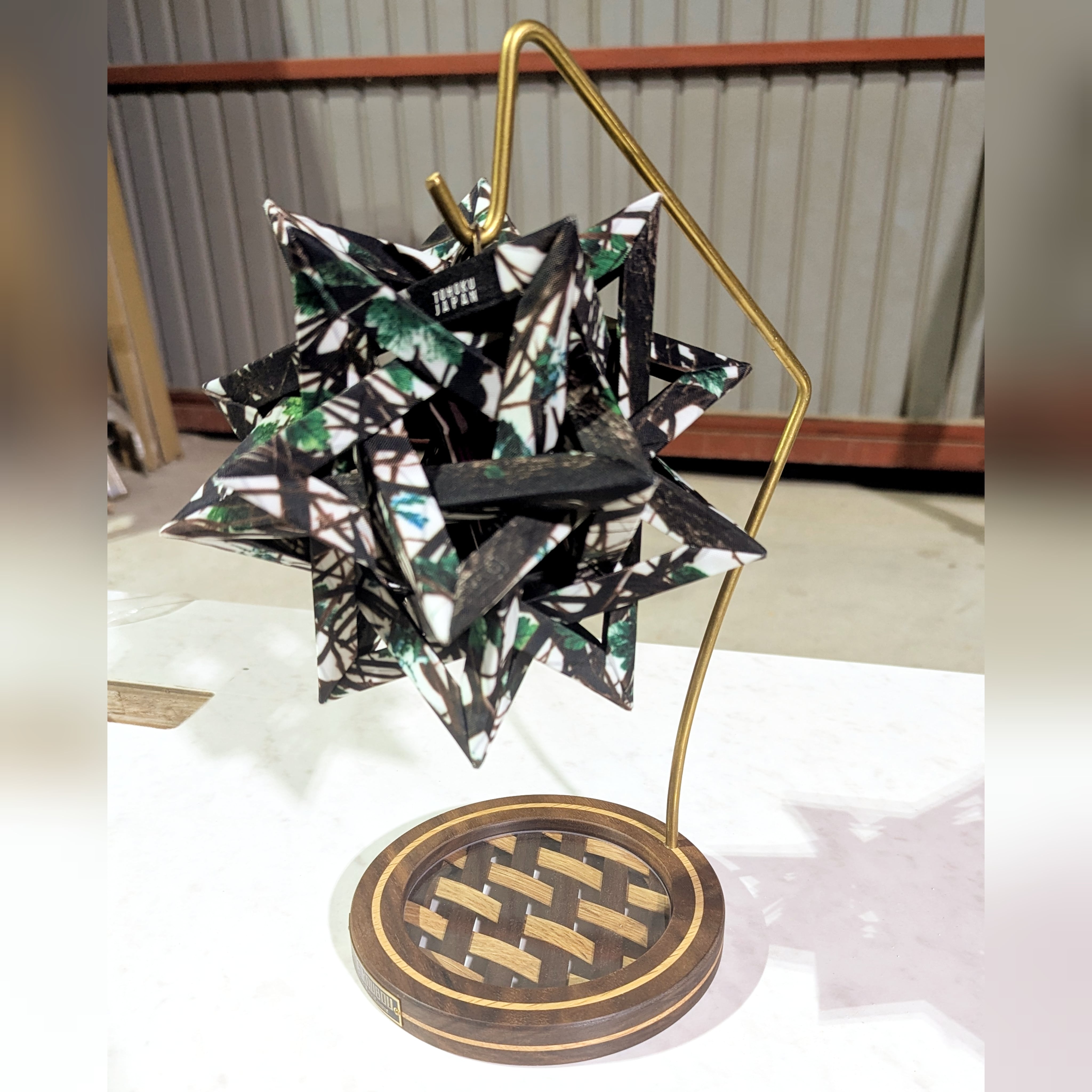 brunt ブラント　アルミコンテナ蓋あり　ブラック黒 09d877675a3a4c1fa0fe52f656bc99