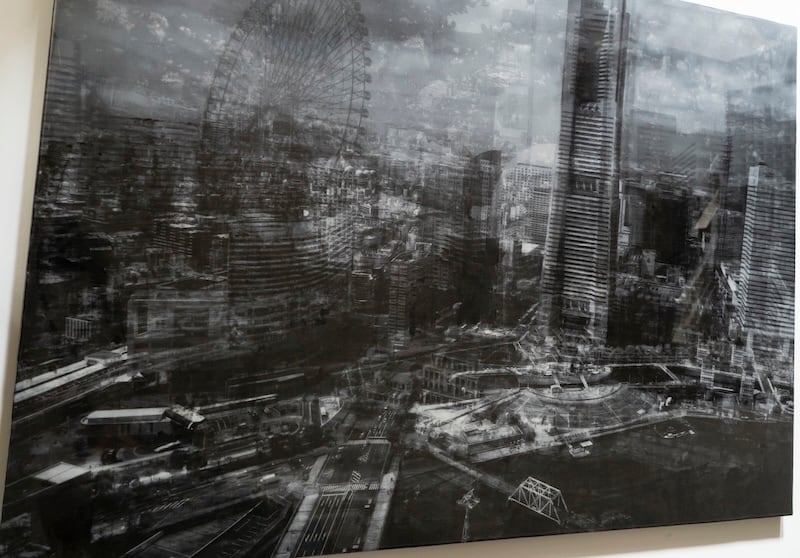 街の風景 アート作品 黒フレーム Yokohama / 横浜のモノクロ現代アート作品 絵画販売 | TOMOYA OFFICIAL