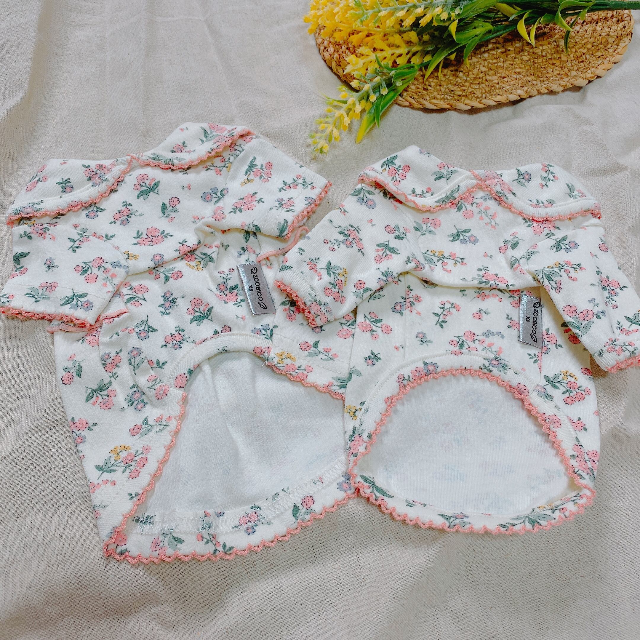 【SALE】コスモス Tシャツ/ワンピース XS ~ XL /  犬服 新作 可愛い 犬の服 お揃い ペット ドッグウェア 小型犬 中型犬 猫 onepiece38