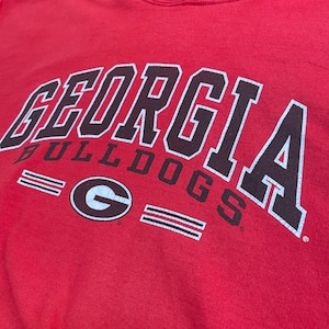 【GILDAN】UGA カレッジ アーチロゴ GEORGIA BULLDOGS ジョージア大学 アメフト フットボール パーカー プリント スウェット フーディー hoodie プルオーバー us古着