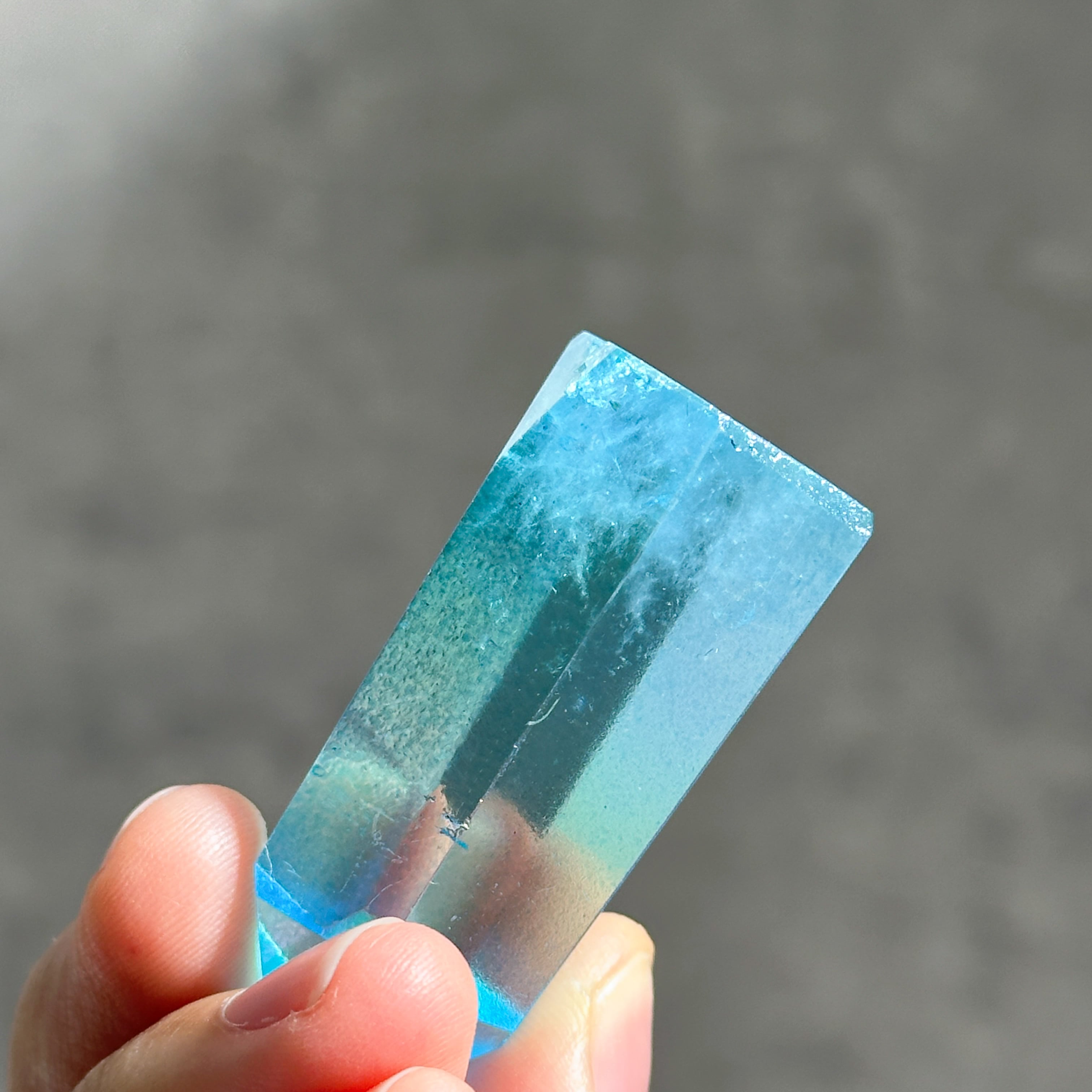 アクアオーラクォーツ タワー 81✧ Aqua Aura Quartz ✧天然石・鉱物