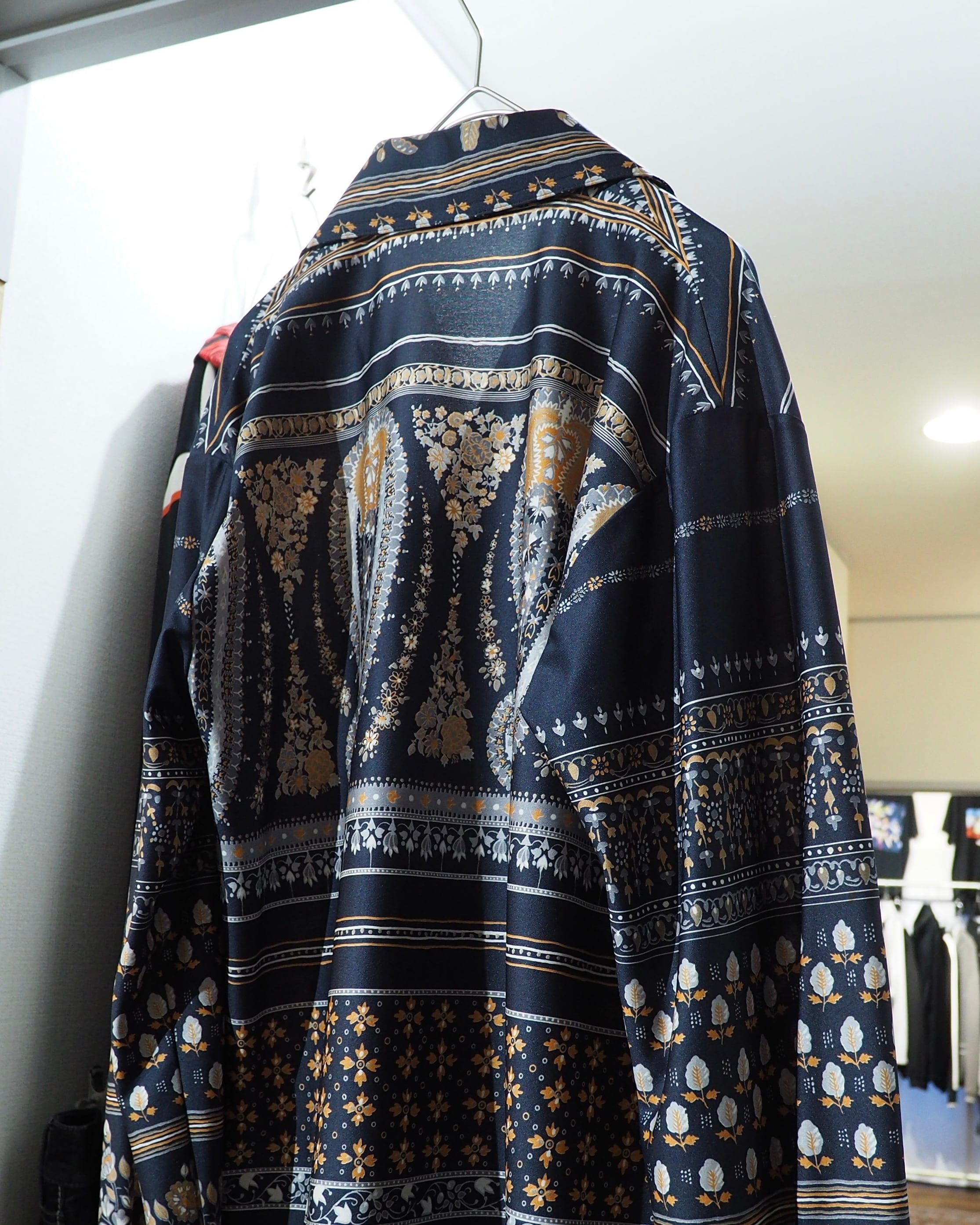 1970 - 80s Beautiful Flower × Paisley Pattern vintage Open collar shirt