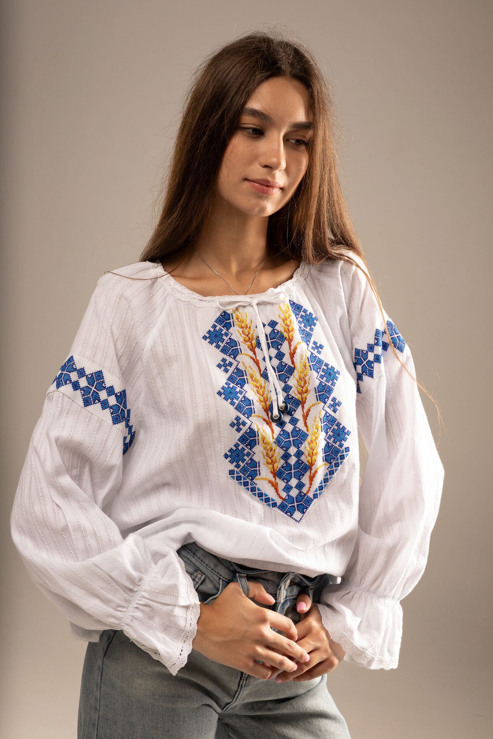 ウクライナ刺繍 ウクライナ民族刺繍 バケットバッグ ウクライナ刺繍 ウクライナ民族刺繍 バケットバッグ