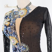 社交ダンス 衣装 ドレス ワンピース ラテン ブラック系 ブルー系 ゴールド系 黒 青 金 フリル レース デモ 競技 ダンス パーティ 発表会 豪華 華やか 刺繍 花柄 ステージ衣装