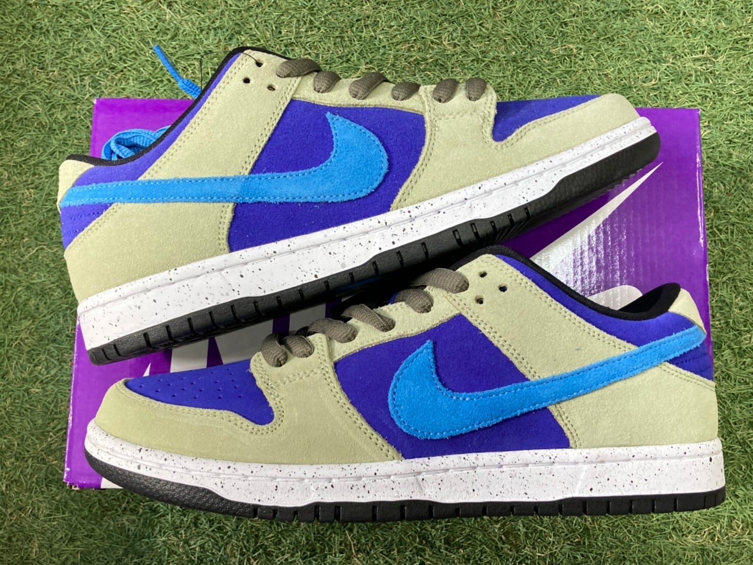 ゲリラセール NIKE SB DUNK LOW PRO CELADON BQ6817-301 26.5cm 45535  