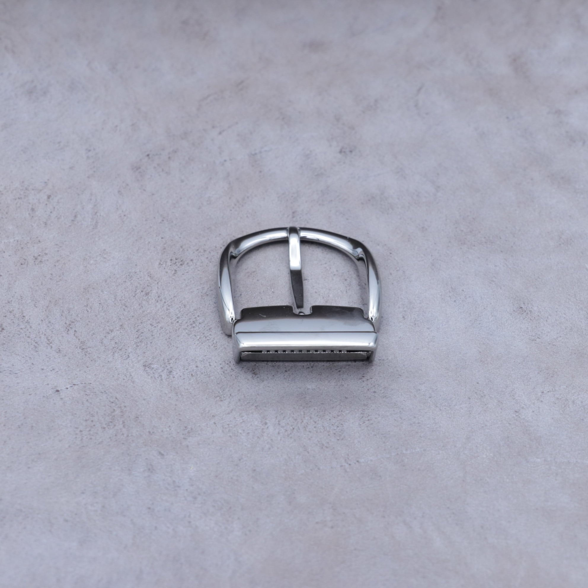 12238】イタリア製 バックル 35mm幅 ベルト用 尾錠 Dリング型 オメガ