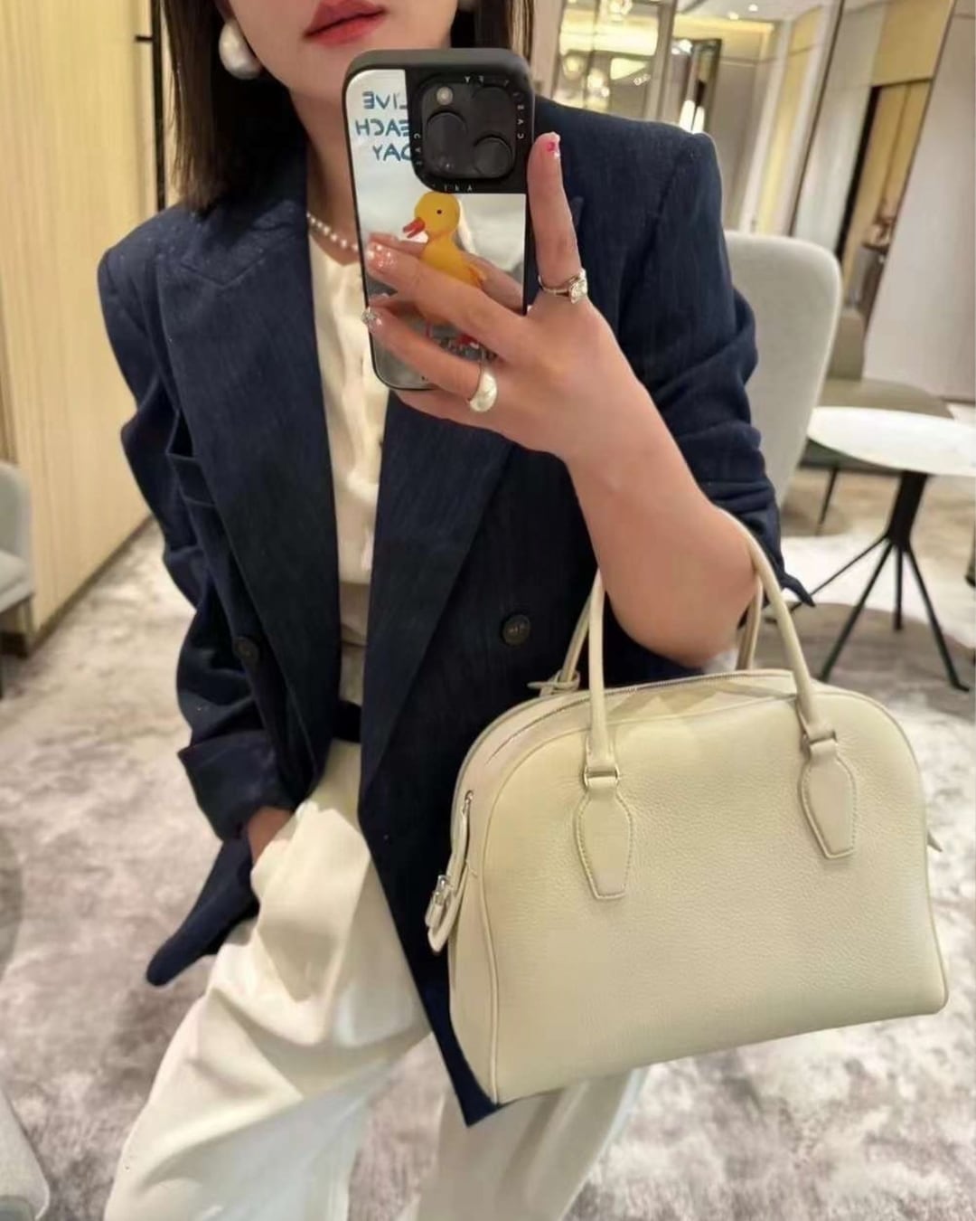 ボストンレザーハンドバッグ