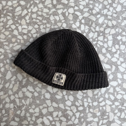 INDEPENDENT / logo beanie size Free